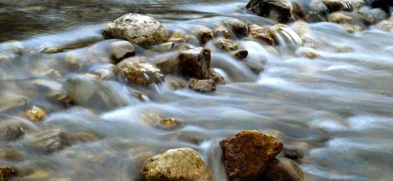 Das richtige Wasser für Edelsteinwasser